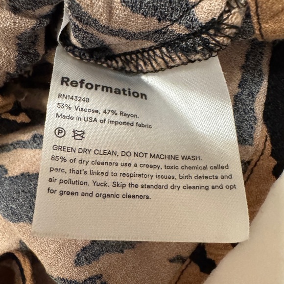 Reformation - Tiger Print Puff Sleeve Top - Size 0 - Picture 5 of 5